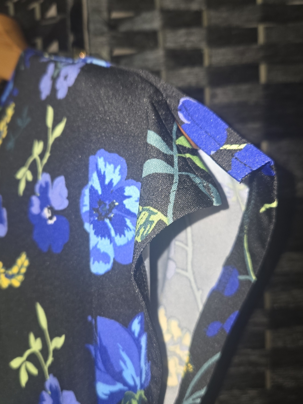 Lularoe Floral Tie-Waist Womens Dress in Black and Blue XS - Picture 4 of 9